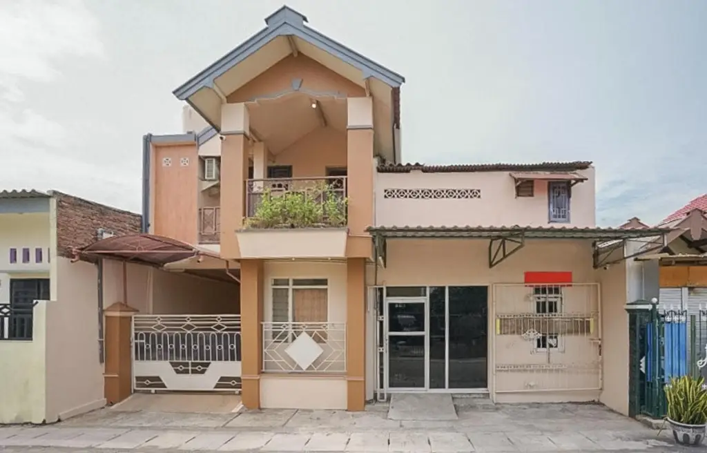 Сурабая: RedDoorz Syariah near Suramadu