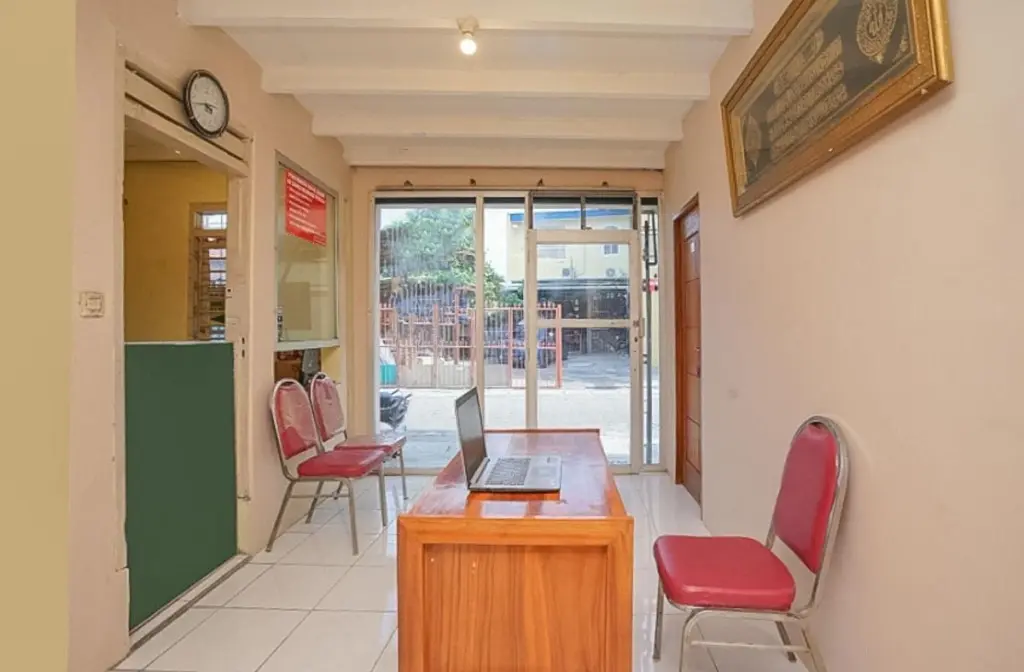 Сурабая: RedDoorz Syariah near Suramadu