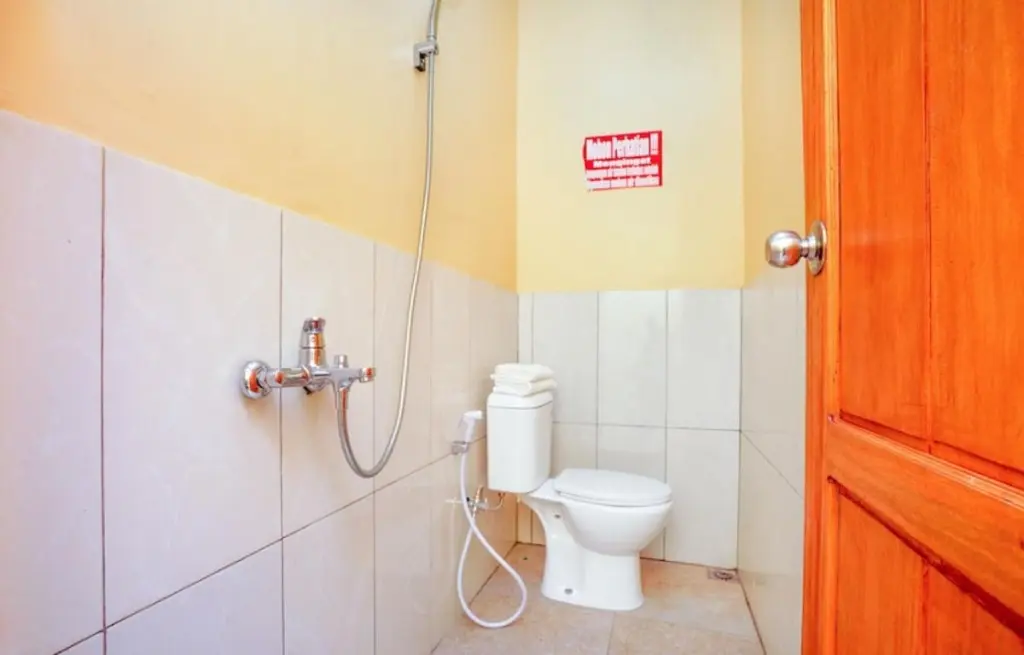 Сурабая: RedDoorz Syariah near Suramadu