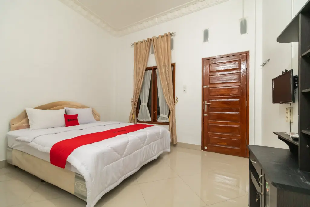 Паданг: RedDoorz Syariah near Universitas Putra Indonesia Padang