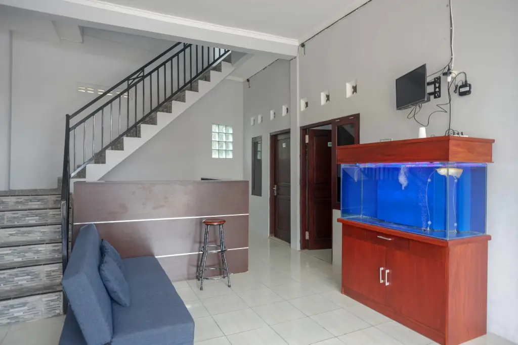 Сукохарджо: RedDoorz near Patung Kuda Solo Baru