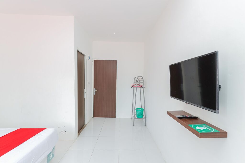 Пандегланг: RedDoorz near RSUD Banten Serang