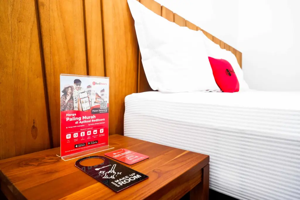 Джокьякарта: RedDoorz near XT Square 4