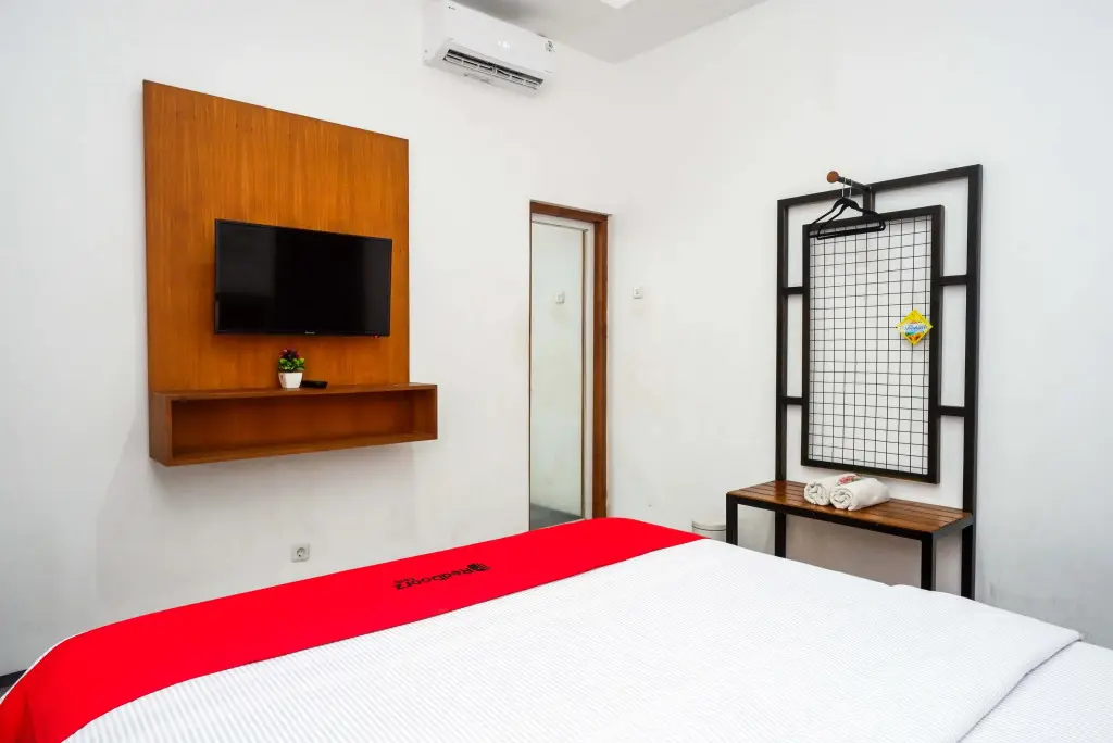 Джокьякарта: RedDoorz near XT Square 4