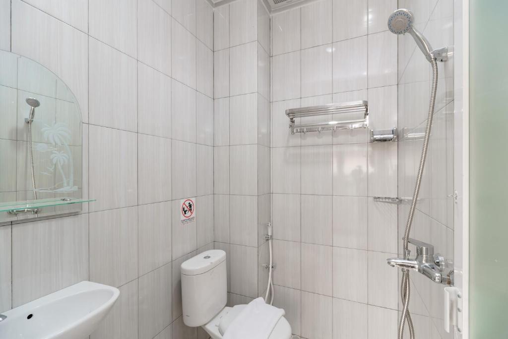 Джакарта: RedLiving Apartemen Padina Soho and Residence