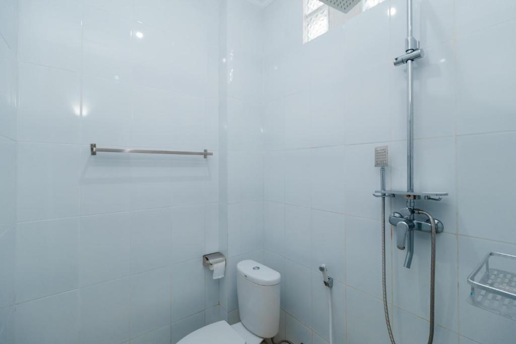 Джакарта: RedLiving Apartemen Padina Soho and Residence