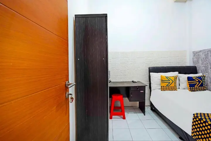 Сурабая: SPOT ON 91360 Swk 68 Syariah