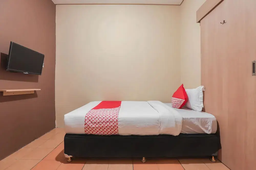 Тангеранг: OYO 298 Gemilang Guesthouse