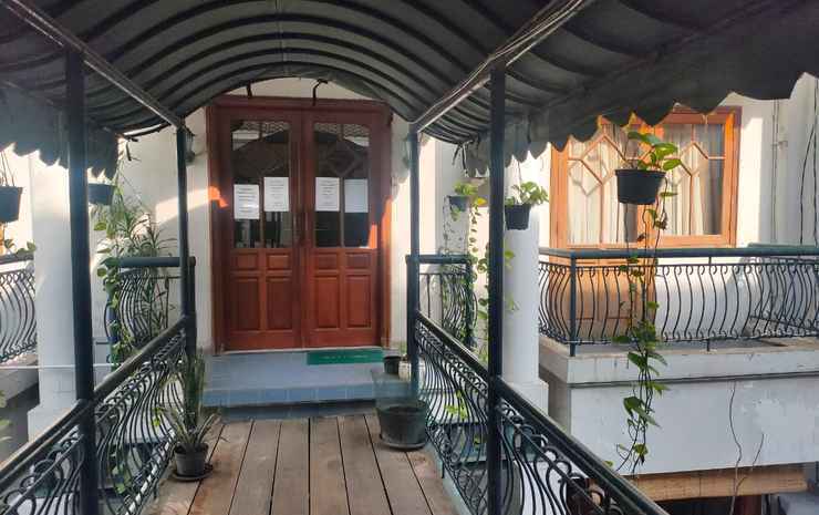 Сурабая: OYO 90800 Lemoon Inn Surabaya