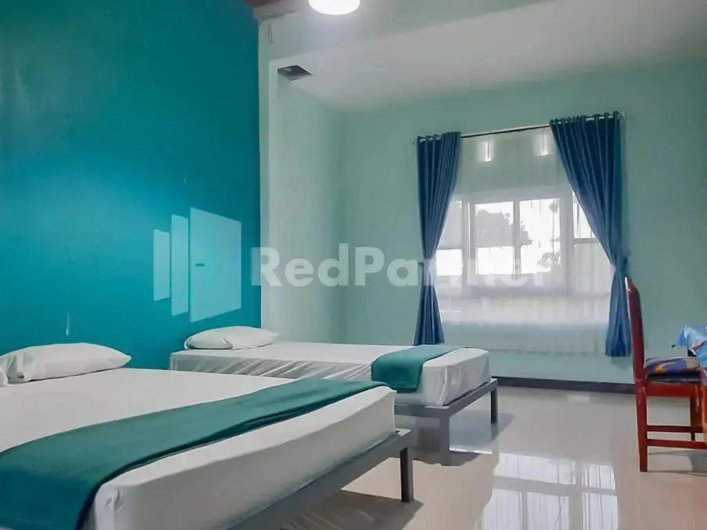 Кунинган: Syariah Safar Guesthouse by Oyo