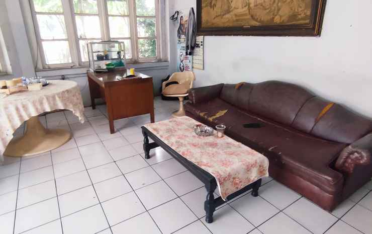 Пурвакарта: OYO 90865 Hotel Kusuma Purwakarta
