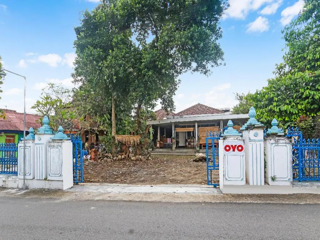 Джокьякарта: OYO 90903 Chez Laelik Homestay