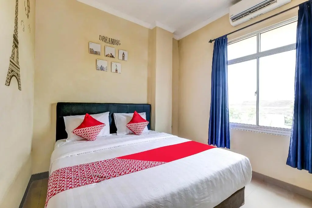 Ngaglik: SUPER OYO 90905 Dangau Datuk Guesthouse