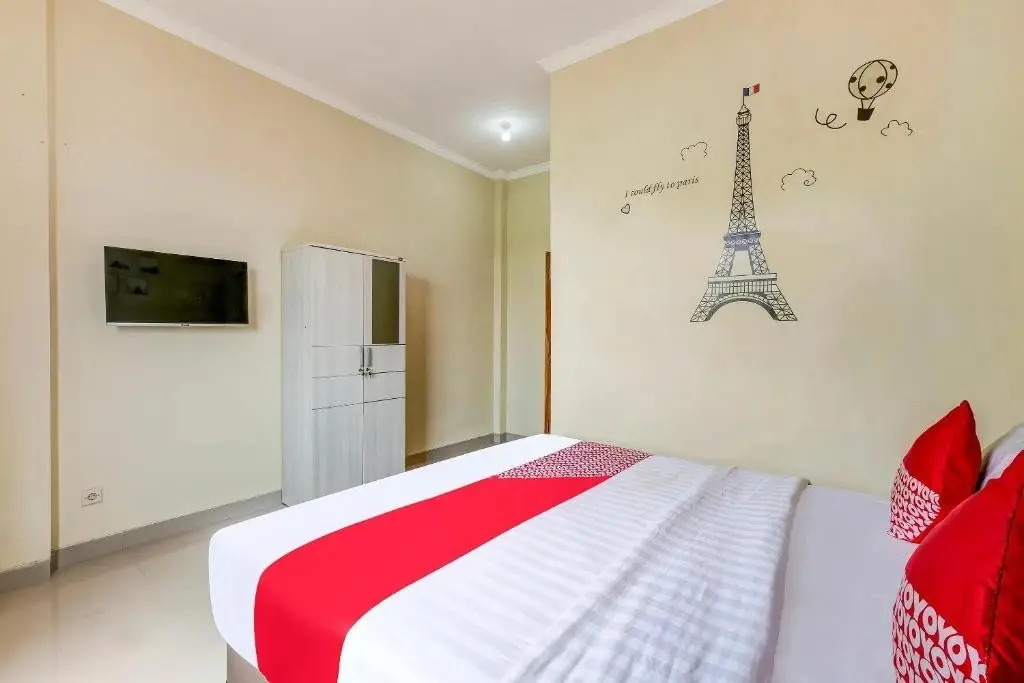 Ngaglik: SUPER OYO 90905 Dangau Datuk Guesthouse