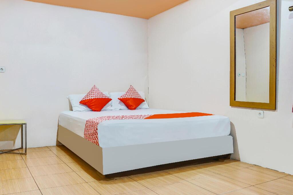 Макассар: OYO 90923 Makassar Cottage