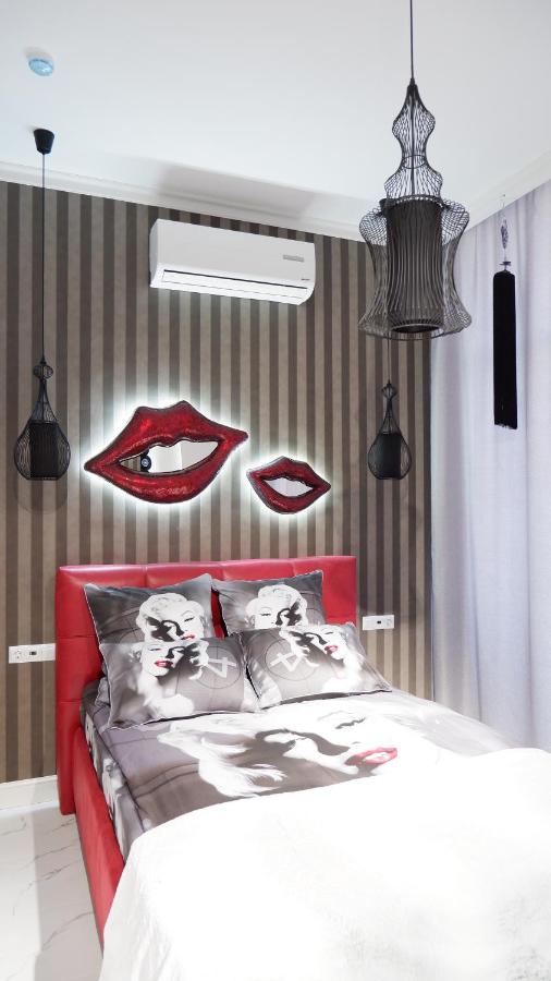 Красная Поляна: Happy Place apartments Monro