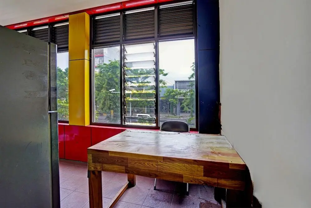 Сурабая: OYO 91126 Kertajaya Residence Surabaya
