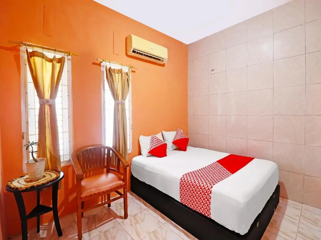 Джамби: Oyo 91408 Kas Residence Syariah