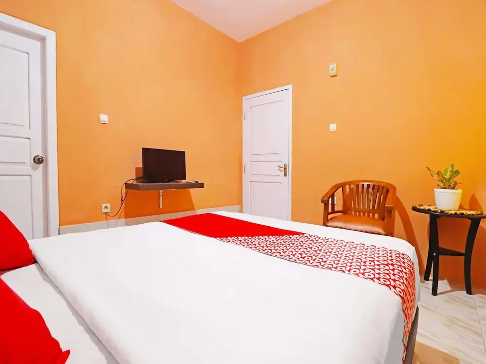 Джамби: Oyo 91408 Kas Residence Syariah
