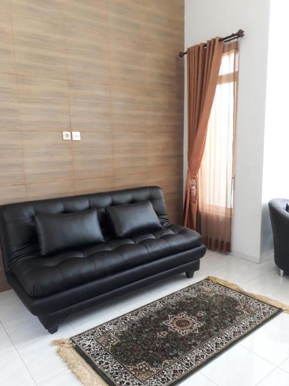Бату: Villa Puncak Garuda A5