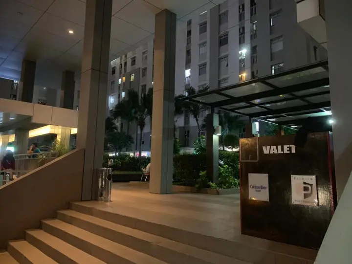 Джакарта: Green Bay Pluit Apartment - Seaview Studio Fast Wifi