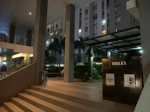 Green Bay Pluit Apartment - Seaview Studio Fast Wifi — фото 1
