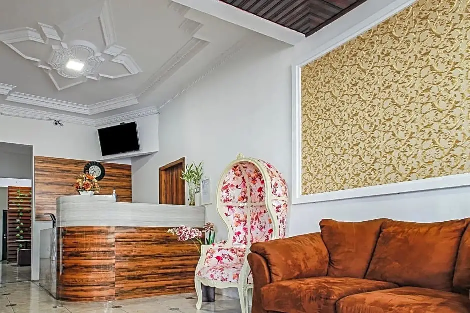 Пангкаланбун: OYO 90221 Makarim Guest House Syariah