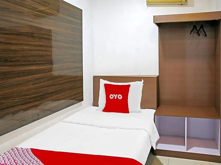 Пангкаланбун: OYO 90221 Makarim Guest House Syariah