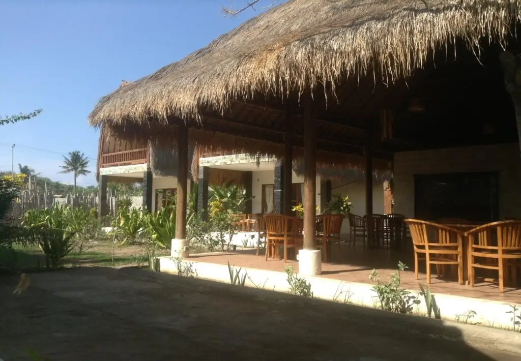 Гили Траванган: Villa Rika