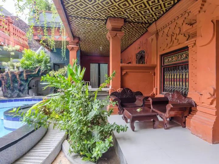 Кута: Hotel Zamburger Bali