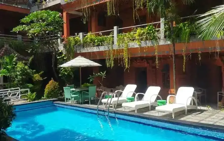 Кута: Hotel Zamburger Bali
