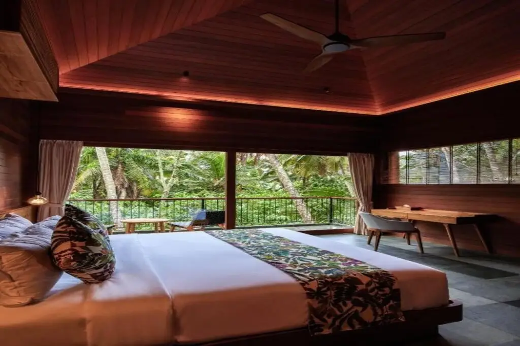 Убуд: Birdhouses Bali Tree Top Living