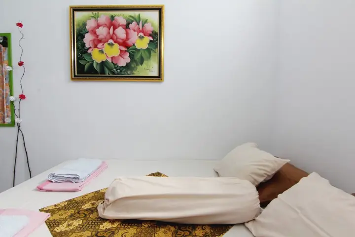 Батуретно: Tiga Dua Homestay by ZUZU