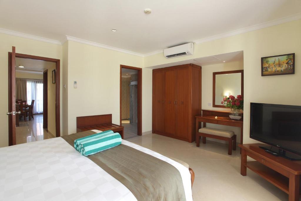 Танджунг-Беноа-Бич: Peninsula Beach resort