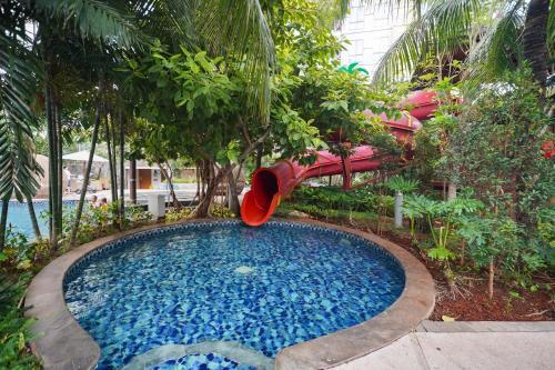 Джакарта: The Mansion At Dukuh Golf Kemayoran Apartment Tower Bellavista 1