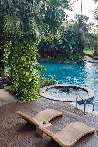 Джакарта: The Mansion At Dukuh Golf Kemayoran Apartment Tower Bellavista 1
