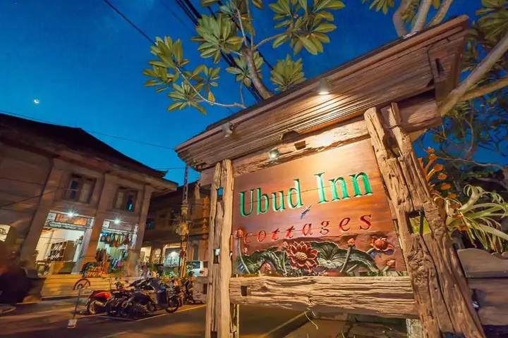 Убуд: Ubud Inn Cottage by Prasi