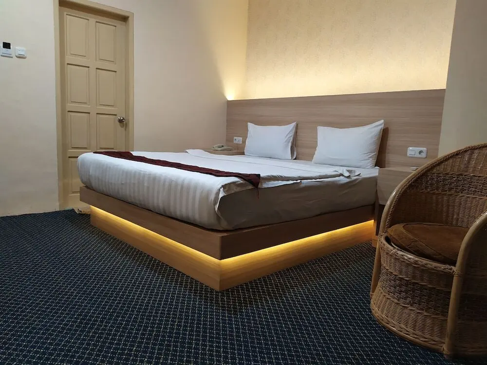Паданг-Панджанг: Hotel Rangkayo Basa Padang Panjang