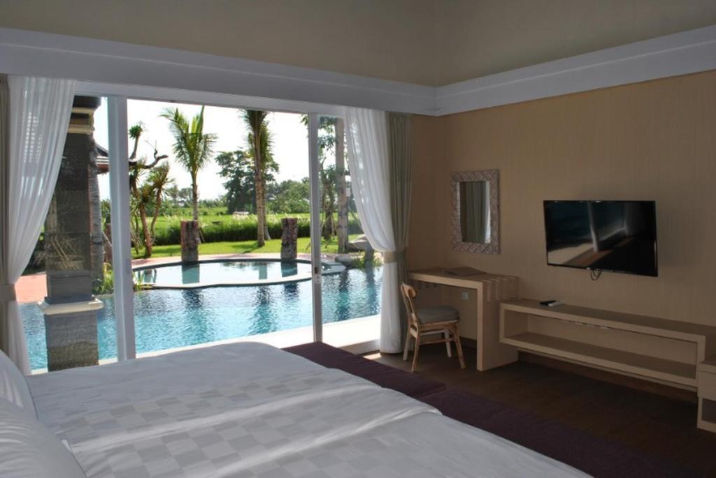 Туликуп: New Horizon Rice Fields & Beach Villas in Bali