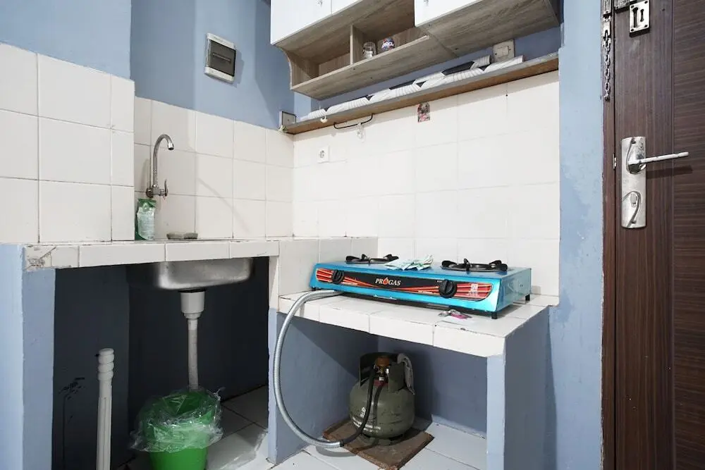 Джакарта: City Park Apartment