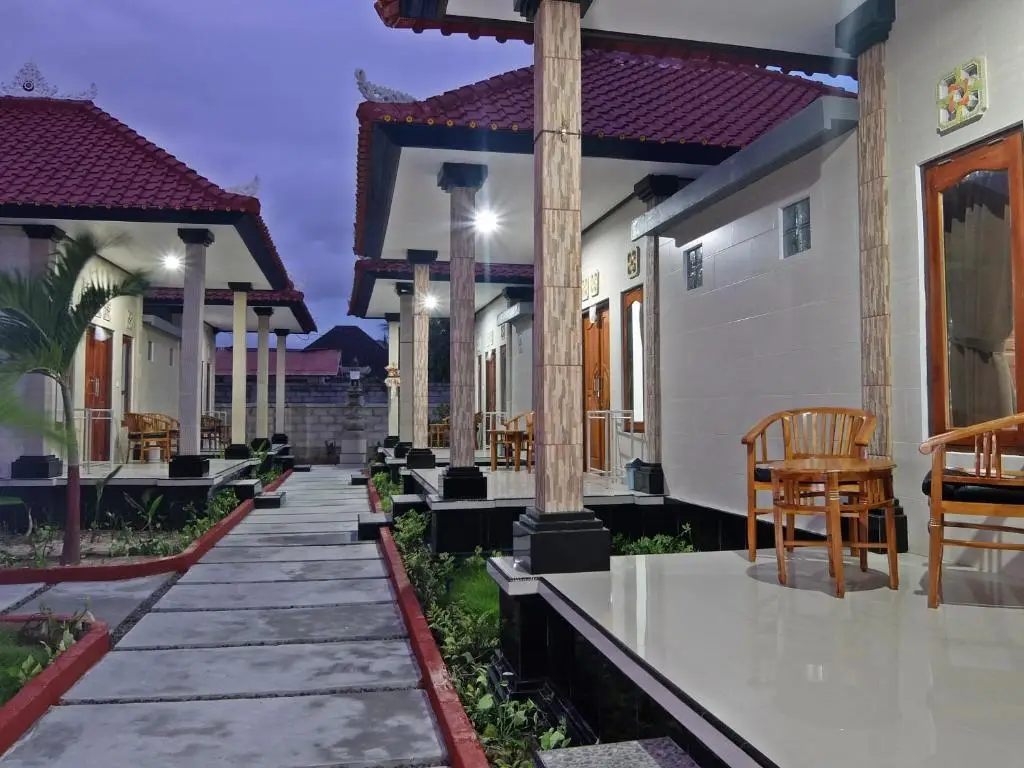 Лембонган-Айленд: Pondok Wisata Widi