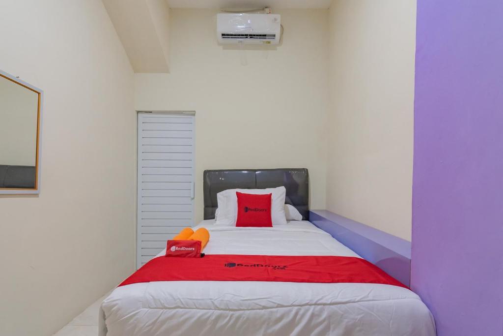 Бандунг: RedDoorz near Trans Studio Bandung 3