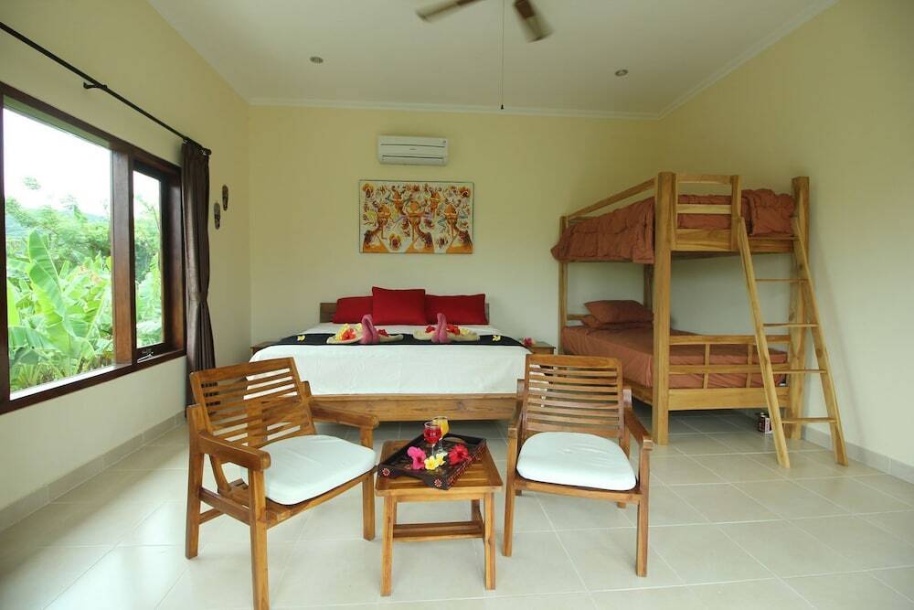 Умеаньяр: Villa Beranda Kecil, Private Garden, Swimming Pool and Housekeeper in North Bali