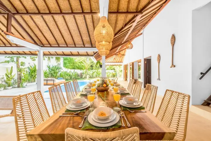 Кута: Villa Barcelona - Private 5 BDR Villa in Seminyak, Best Location, large Pool & Garden