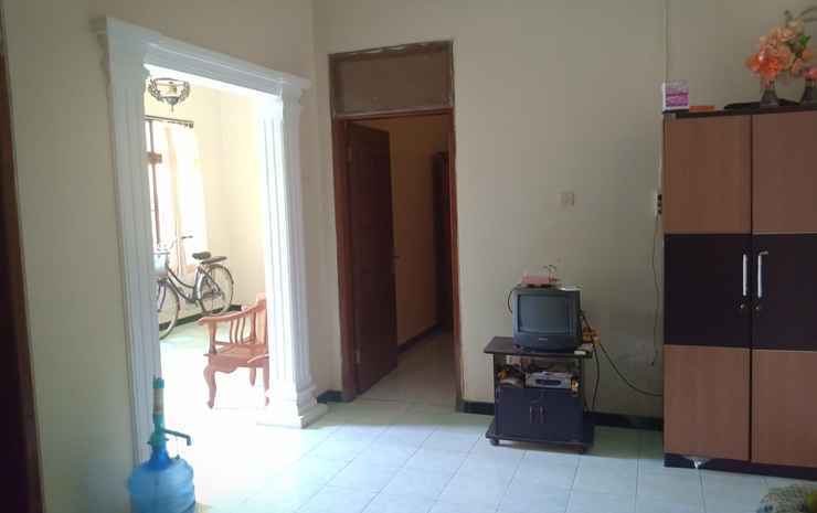 Грогол: Budget Room in Solo Baru (Kamar Khusus Wanita)