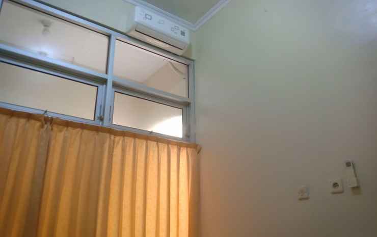Грогол: Budget Room in Solo Baru (Kamar Khusus Wanita)