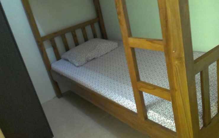Budget Room in Solo Baru (Kamar Khusus Wanita) — фото 1