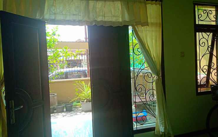 Грогол: Budget Room in Solo Baru (Kamar Khusus Wanita)