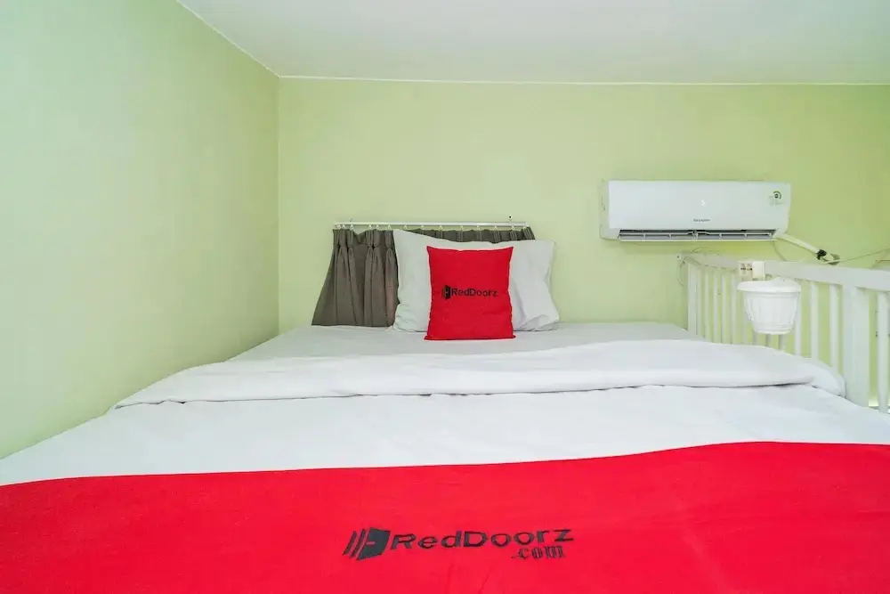 Сидоарджо: RedDoorz near Suncity Mall Sidoarjo