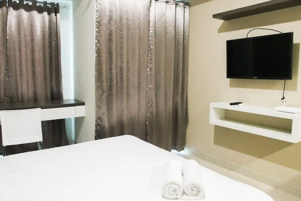 Бекаси: Nice Furnished Studio Apartment @ Grand Dhika City